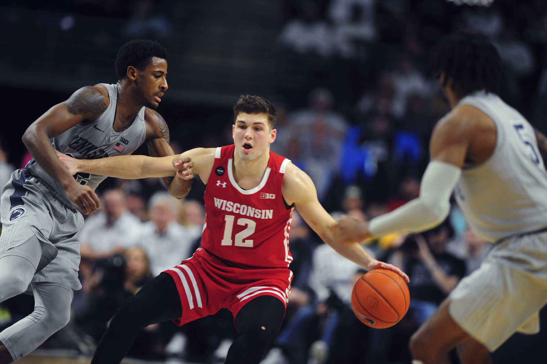 Badgers 58, Nittany Lions 49